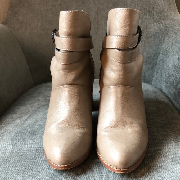 Shoe Dazzle Jaezel High Heel Buckle Ankle Boot - Picture 2 of 7